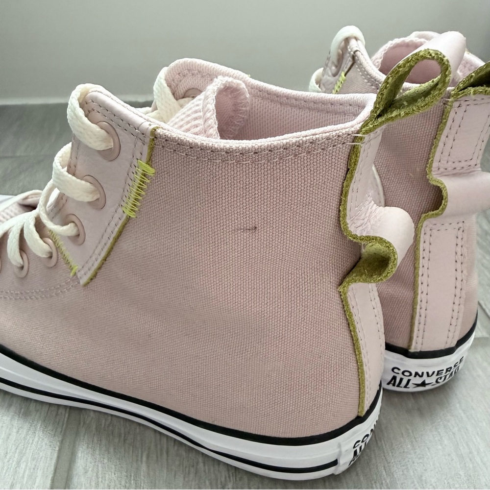 Converse Chuck Taylor All Star Women's Shoes Size 7.5 - Picture 5 of 11